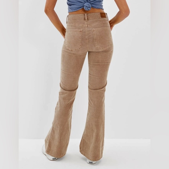 NWT American Eagle Khaki Corduroy Super High-Rise Button-Fly Flare Pant, 14R (L) - Picture 2 of 15